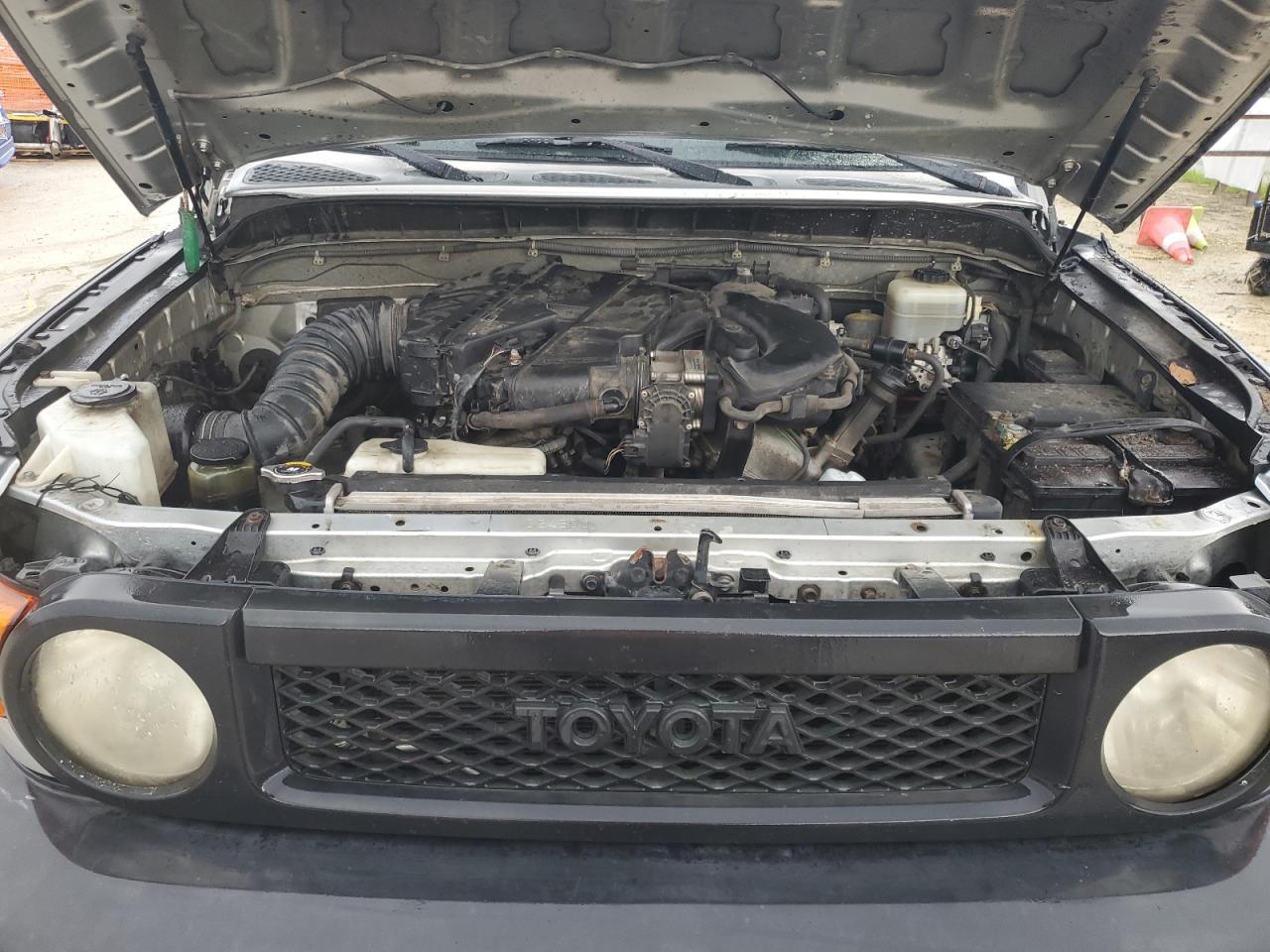 2007 Toyota Fj Cruiser VIN: JTEBU11F870022646 Lot: 63988935