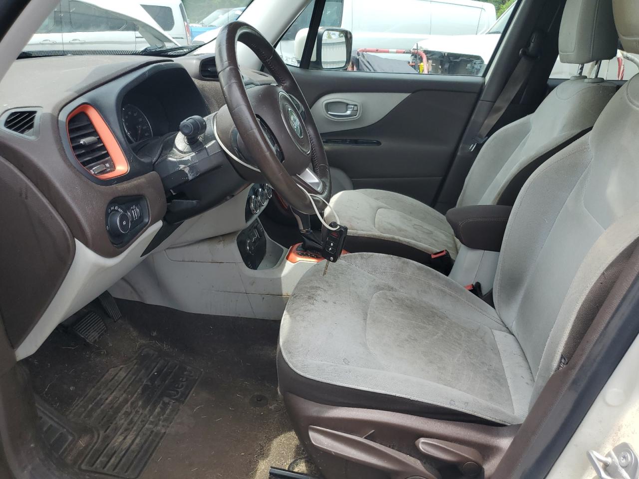 2015 Jeep Renegade Latitude VIN: ZACCJBBT8FPB96284 Lot: 64821555