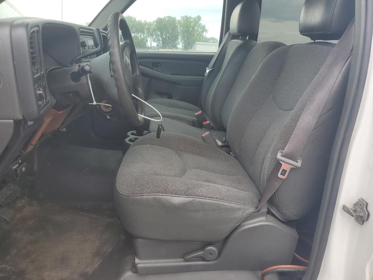 2005 Chevrolet Silverado C1500 VIN: 1GCEC14X05Z152275 Lot: 64958575