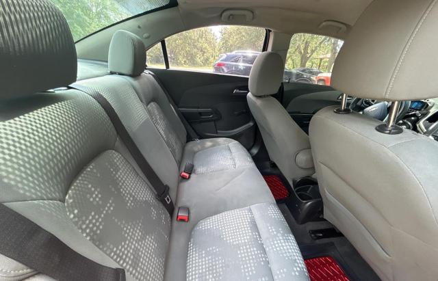 Sedans CHEVROLET SONIC 2014 Red