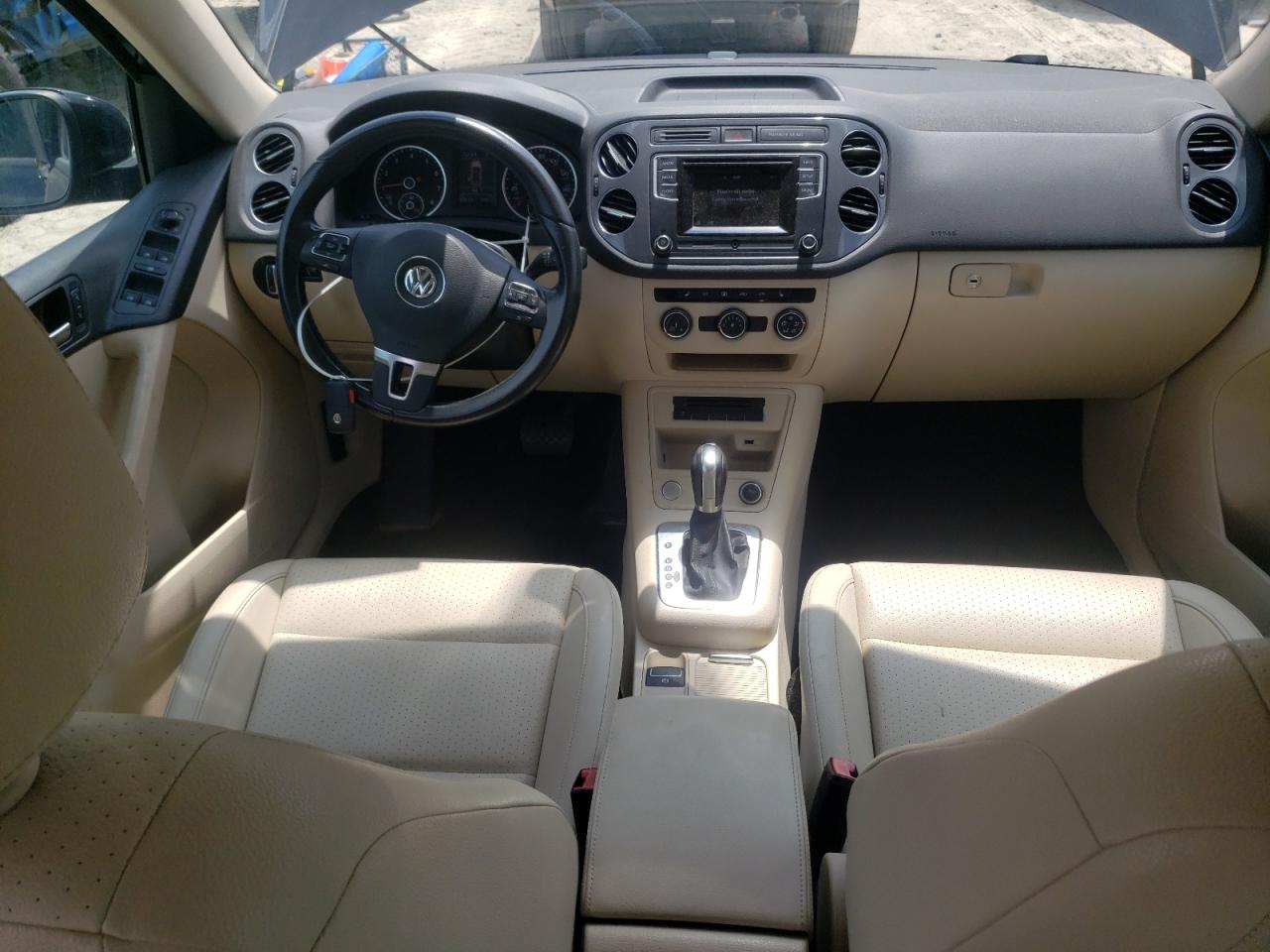 2016 Volkswagen Tiguan S VIN: WVGAV7AX9GW597288 Lot: 64007605