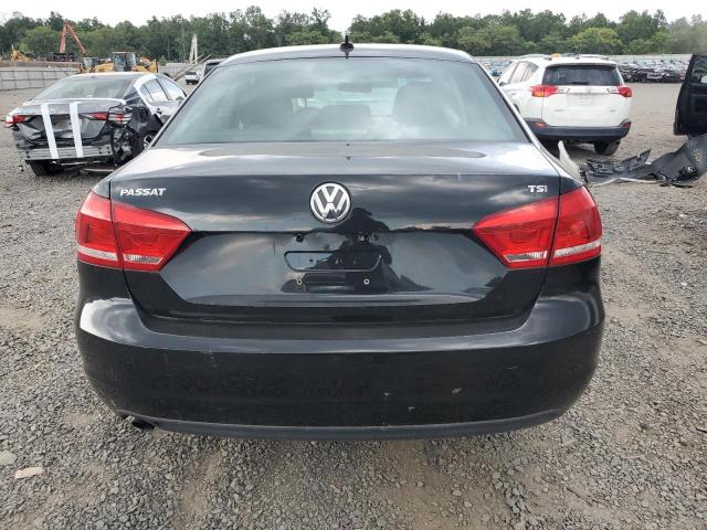 Sedans VOLKSWAGEN PASSAT 2015 Black