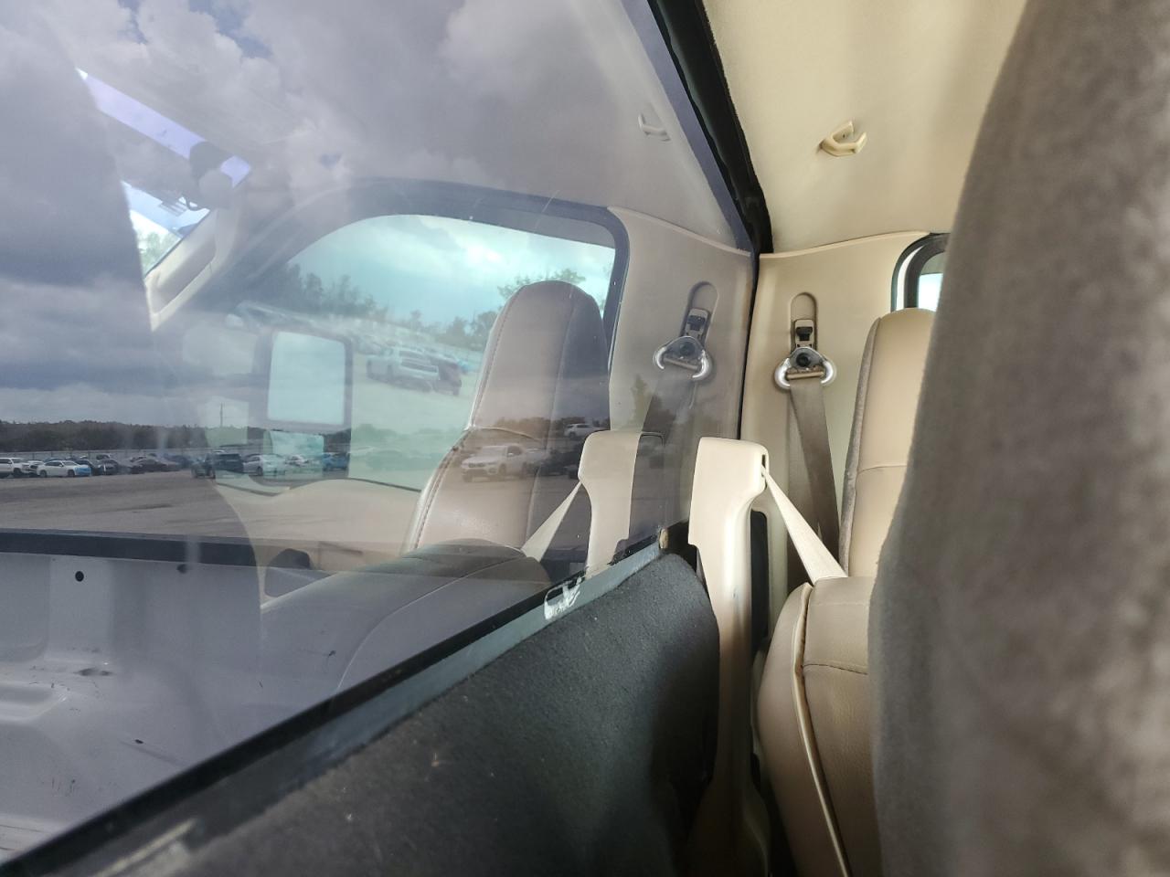 2008 Ford F350 Srw Super Duty VIN: 1FTSF31R88EB13196 Lot: 63586275
