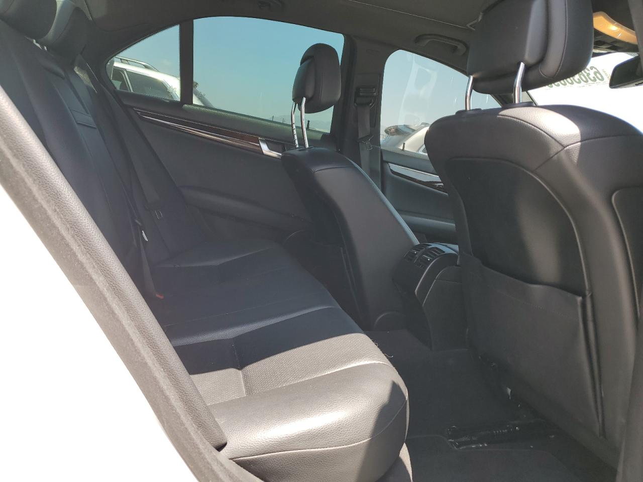 2014 Mercedes-Benz C 250 VIN: WDDGF4HB0EA949128 Lot: 63638095