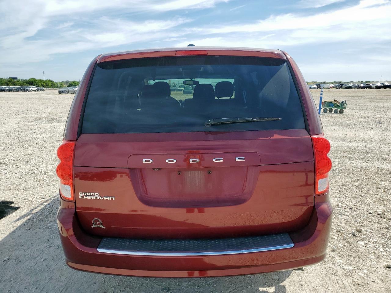 2018 Dodge Grand Caravan Se VIN: 2C4RDGBG5JR180548 Lot: 66395905