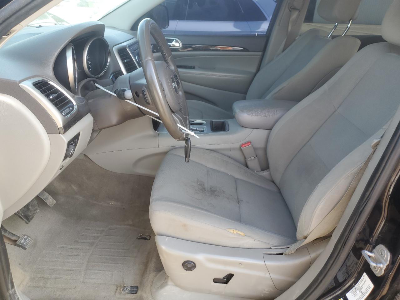 2011 Jeep Grand Cherokee Laredo VIN: 1J4RR4GG6BC656755 Lot: 65565695