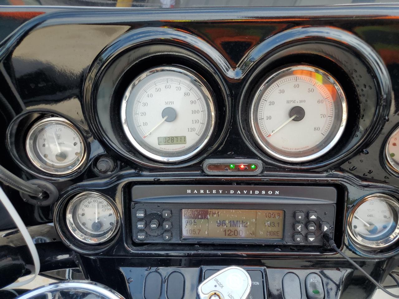 2007 Harley-Davidson Flhx VIN: 1HD1KB4177Y711671 Lot: 64031585