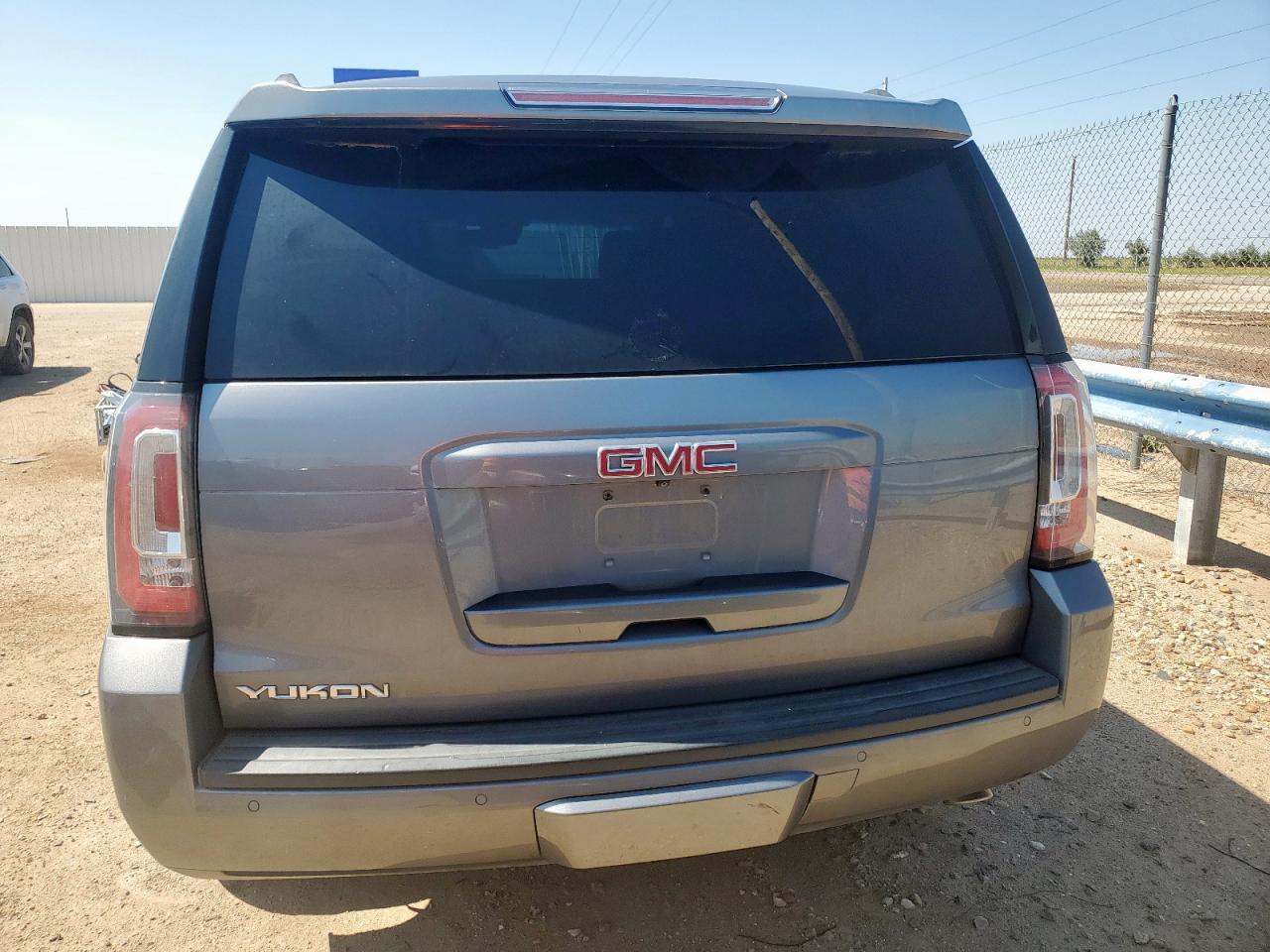 2018 GMC Yukon Slt VIN: 1GKS2BKC9JR325334 Lot: 65173875