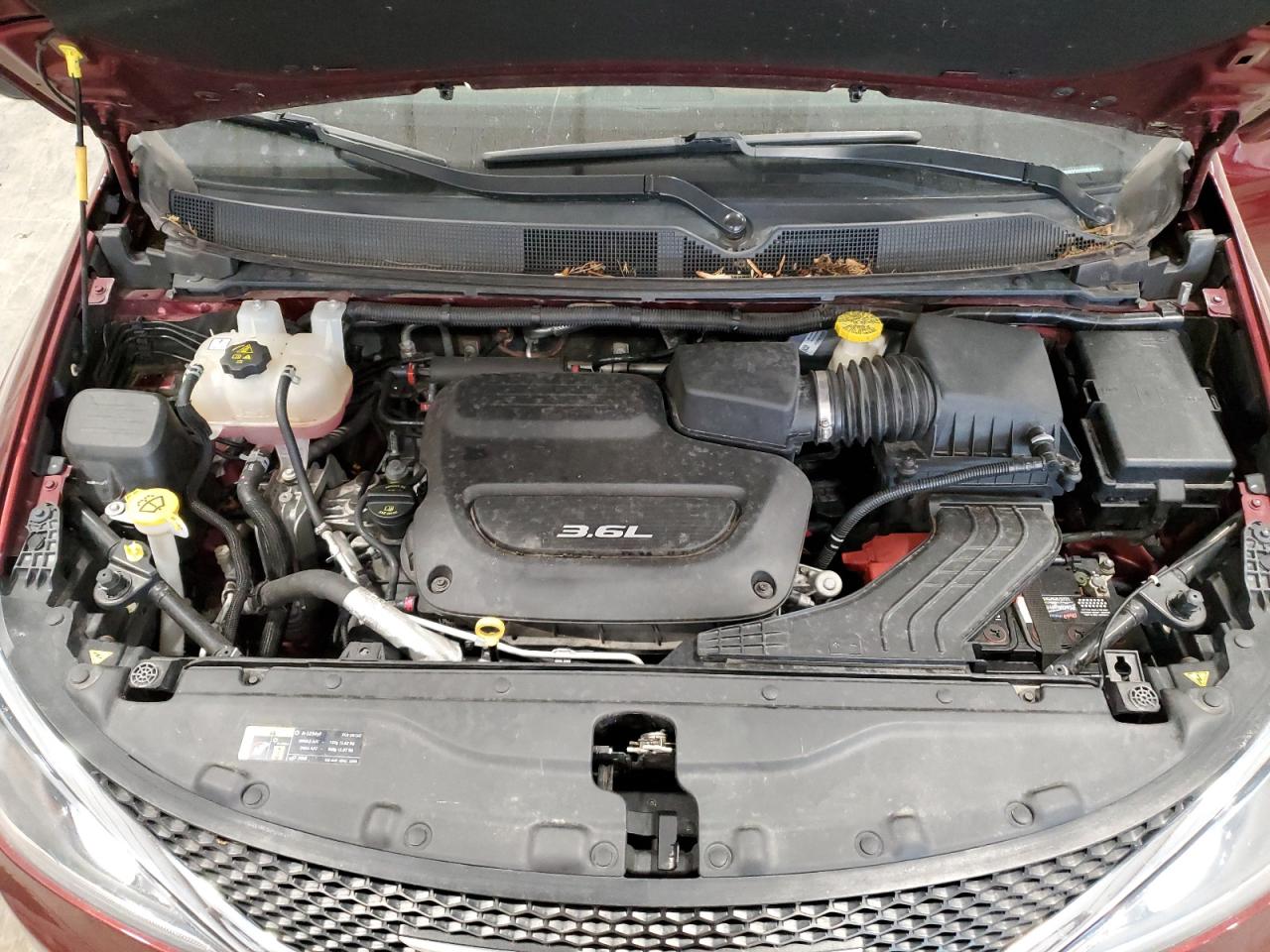 2017 Chrysler Pacifica Limited VIN: 2C4RC1GG8HR545274 Lot: 65077465