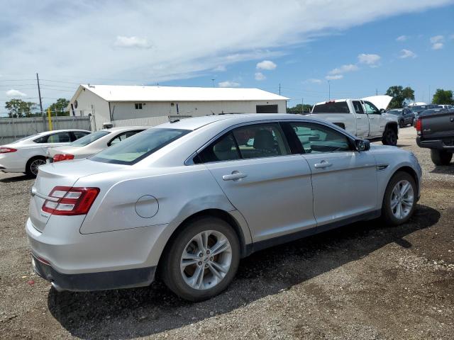  FORD TAURUS 2015 Srebrny