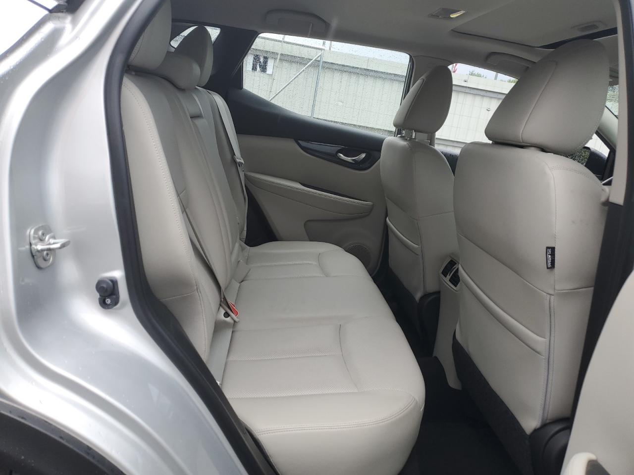 JN1BJ1CR3KW313083 2019 Nissan Rogue Sport S