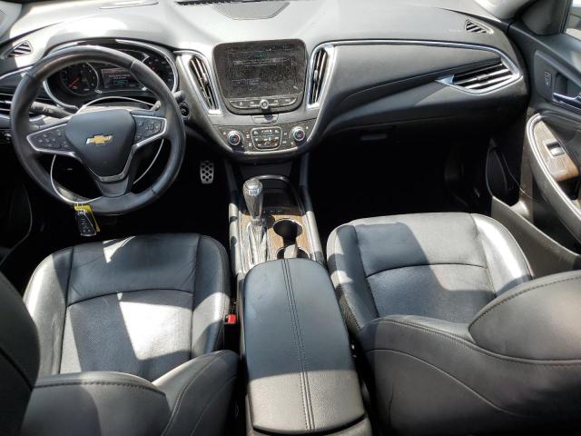 Sedans CHEVROLET MALIBU 2017 Biały