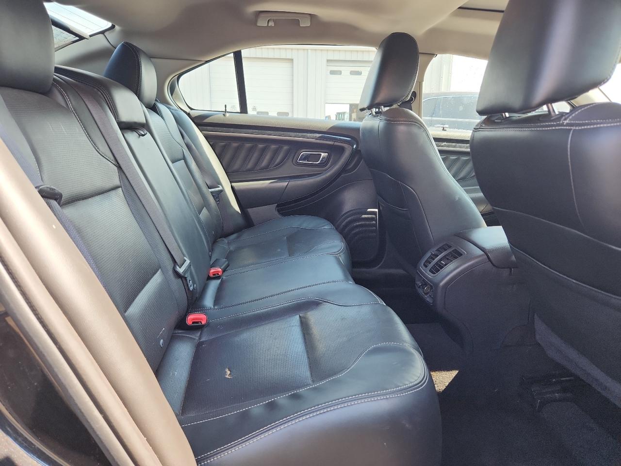 2010 Ford Taurus Limited VIN: 1FAHP2FW7AG144004 Lot: 63758755