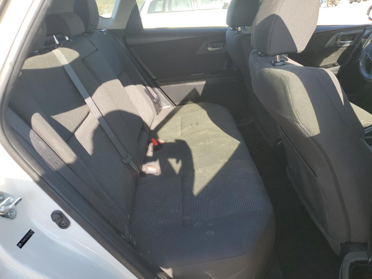 jtnkarje4hj546399 JTNKARJE4HJ546399 2017 Toyota Corolla Im