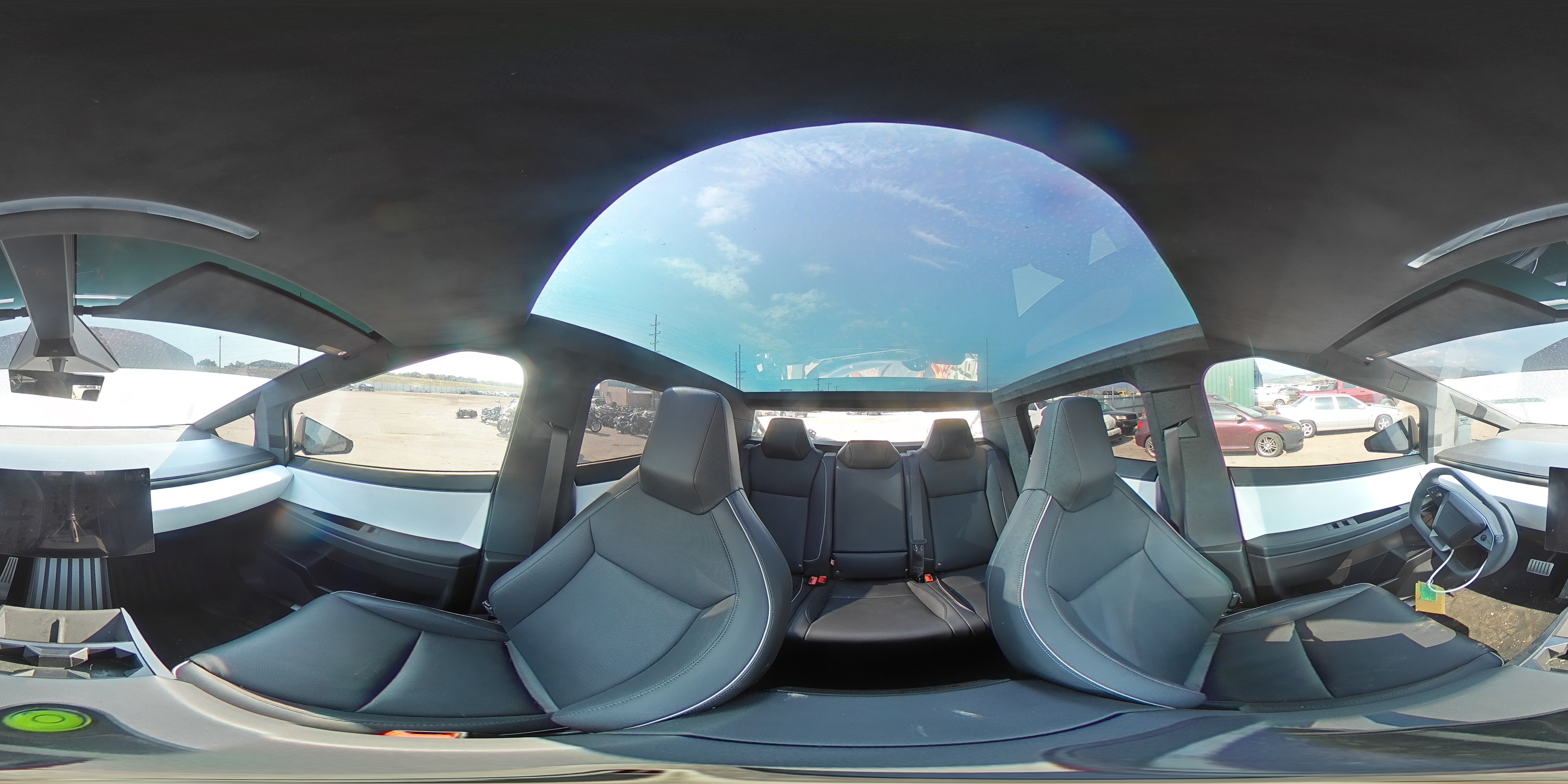 2024 Tesla Cybertruck VIN: 7G2CEHED8RA020627 Lot: 65767205
