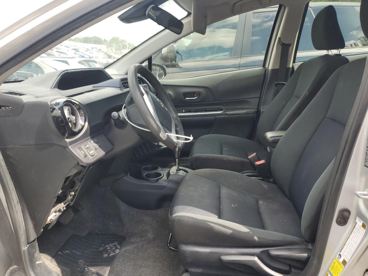 2017 Toyota Prius C VIN: JTDKDTB32H1592075 Lot: 60654625