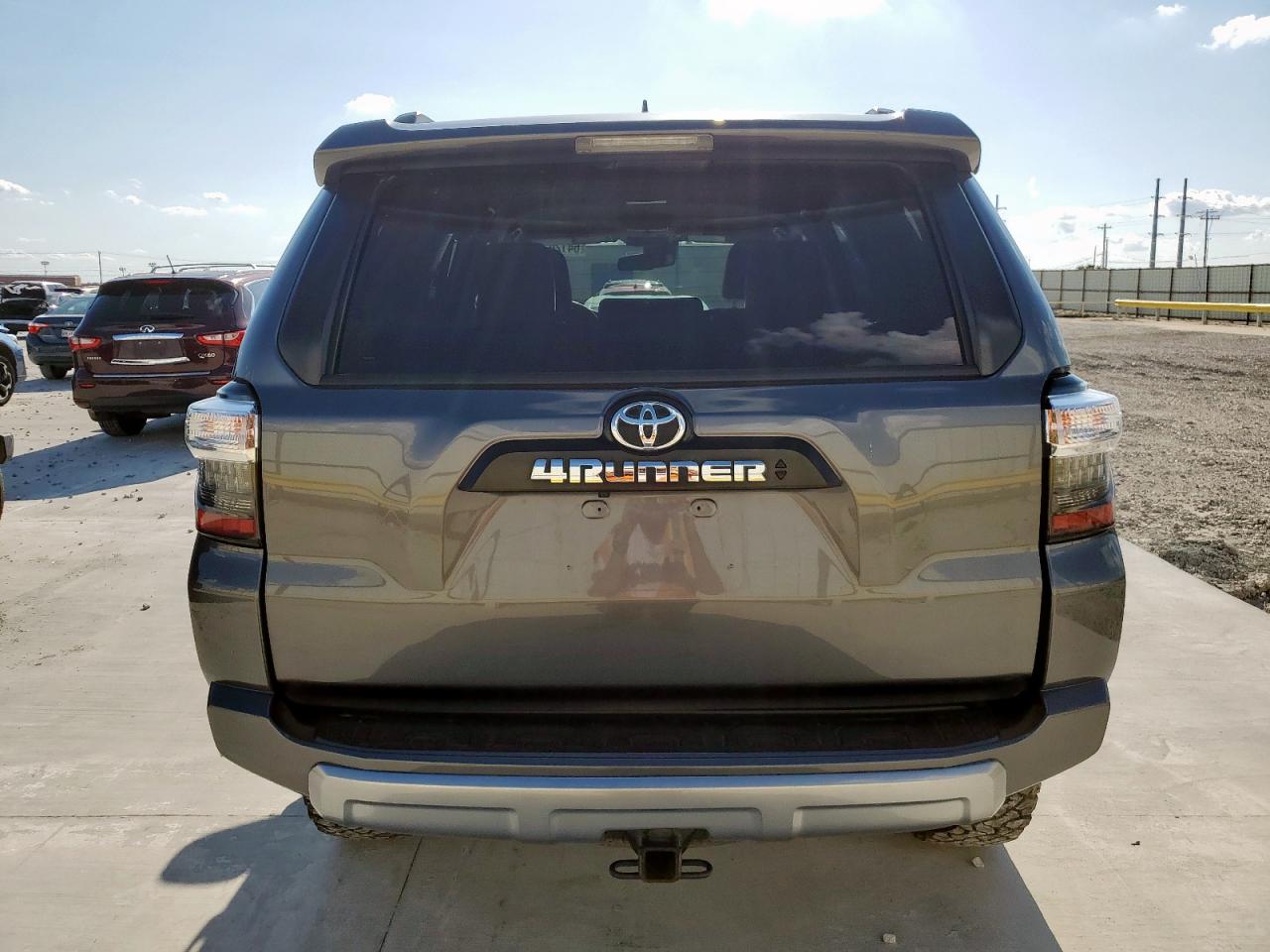 2021 Toyota 4Runner Sr5 Premium VIN: JTERU5JRXM5838188 Lot: 64120235