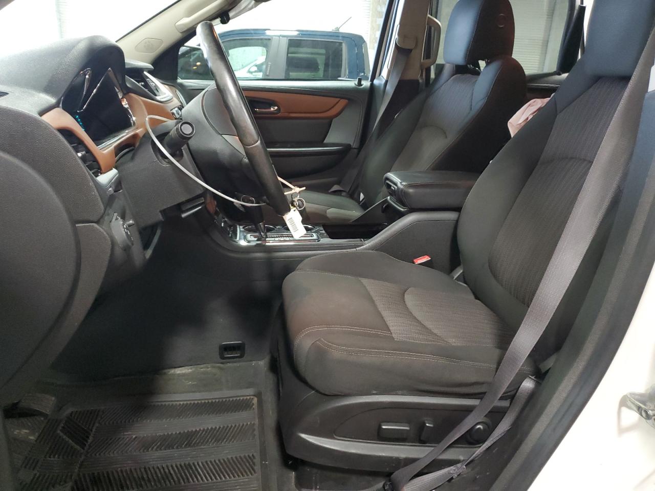 2015 Chevrolet Traverse Lt VIN: 1GNKVGKD8FJ333642 Lot: 64006695