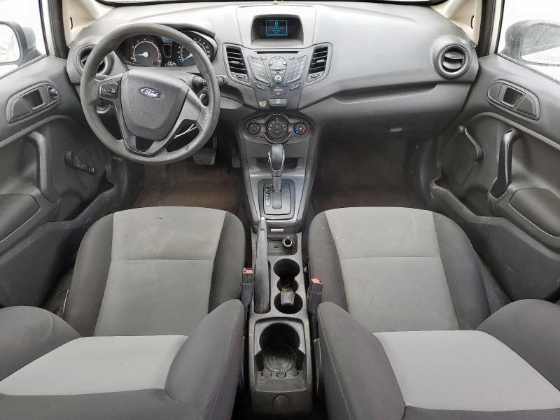 Седаны FORD FIESTA 2016 Серебристый