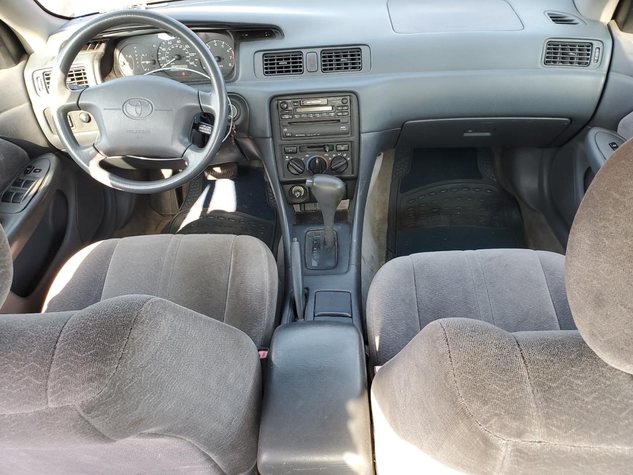 1999 Toyota Camry Ce VIN: 4T1BG22K2XU422896 Lot: 66047475