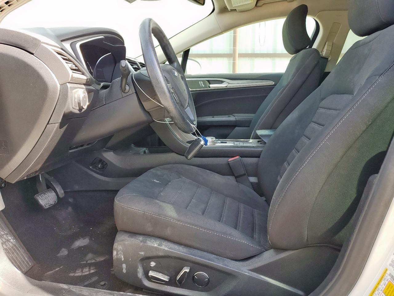 2019 Ford Fusion Se VIN: 3FA6P0LU7KR284952 Lot: 54031815