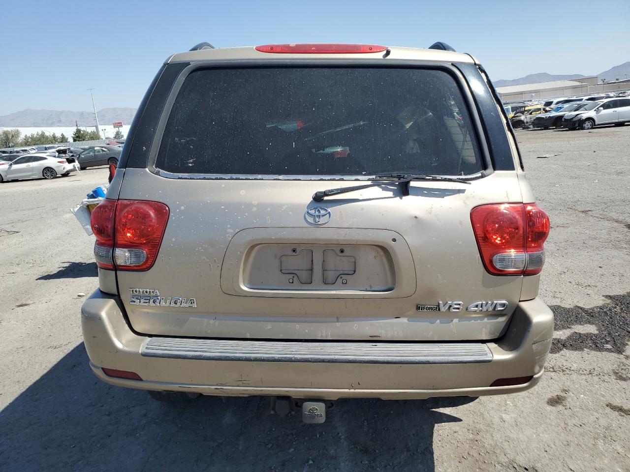 2005 Toyota Sequoia Sr5 VIN: 5TDBT44A65S257758 Lot: 64330845