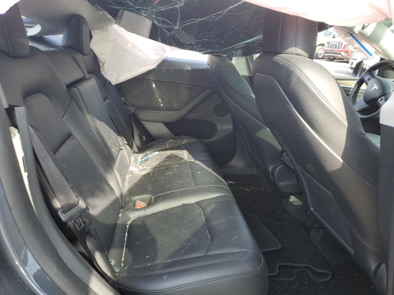 2022 Tesla Model Y VIN: 7SAYGDEF8NF546690 Lot: 66385595