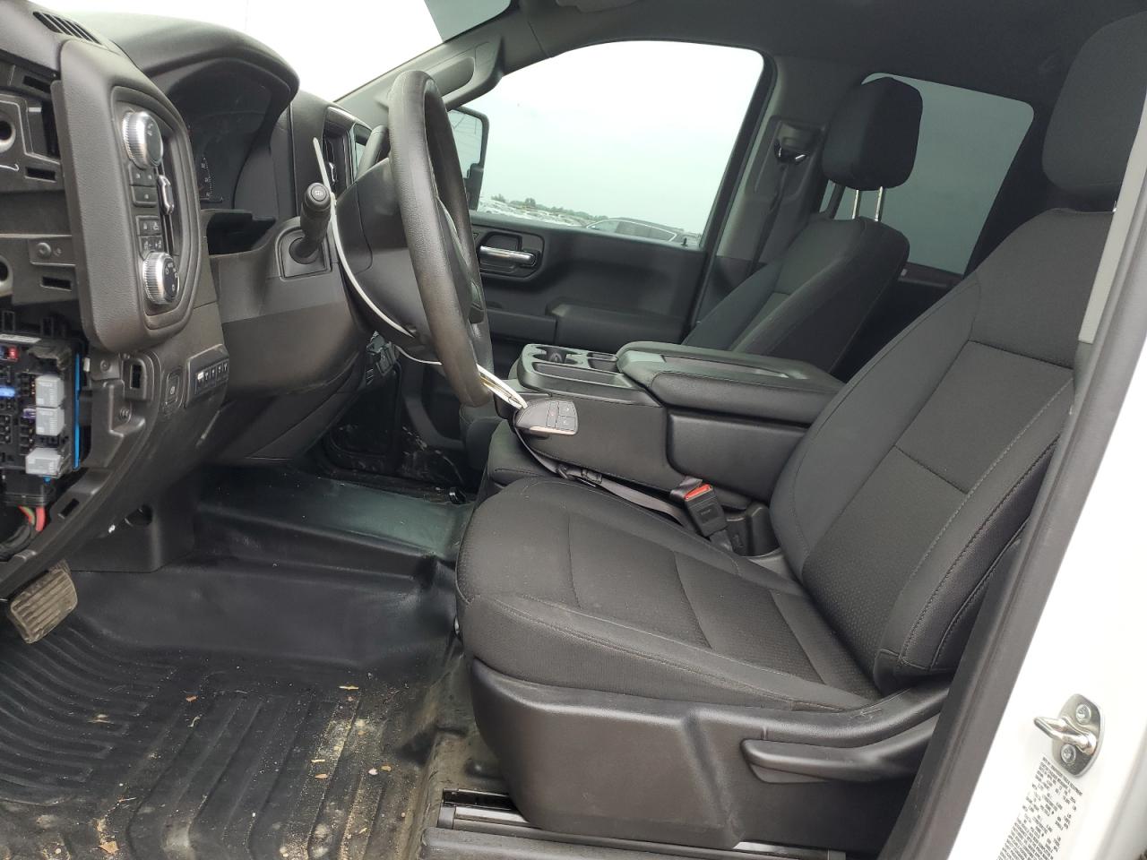 2025 GMC Sierra K2500 Heavy Duty VIN: 1GD2ULE74SF110906 Lot: 65700975