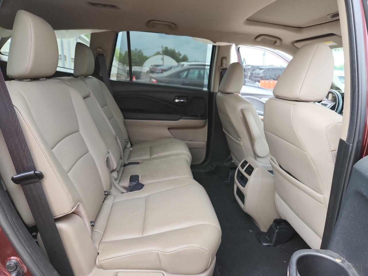 2022 Honda Pilot Se VIN: 5FNYF6H28NB100947 Lot: 63879645