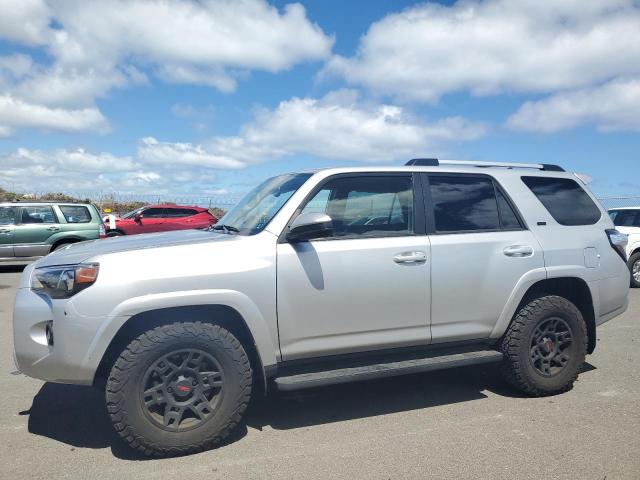  TOYOTA 4RUNNER 2024 Серебристый
