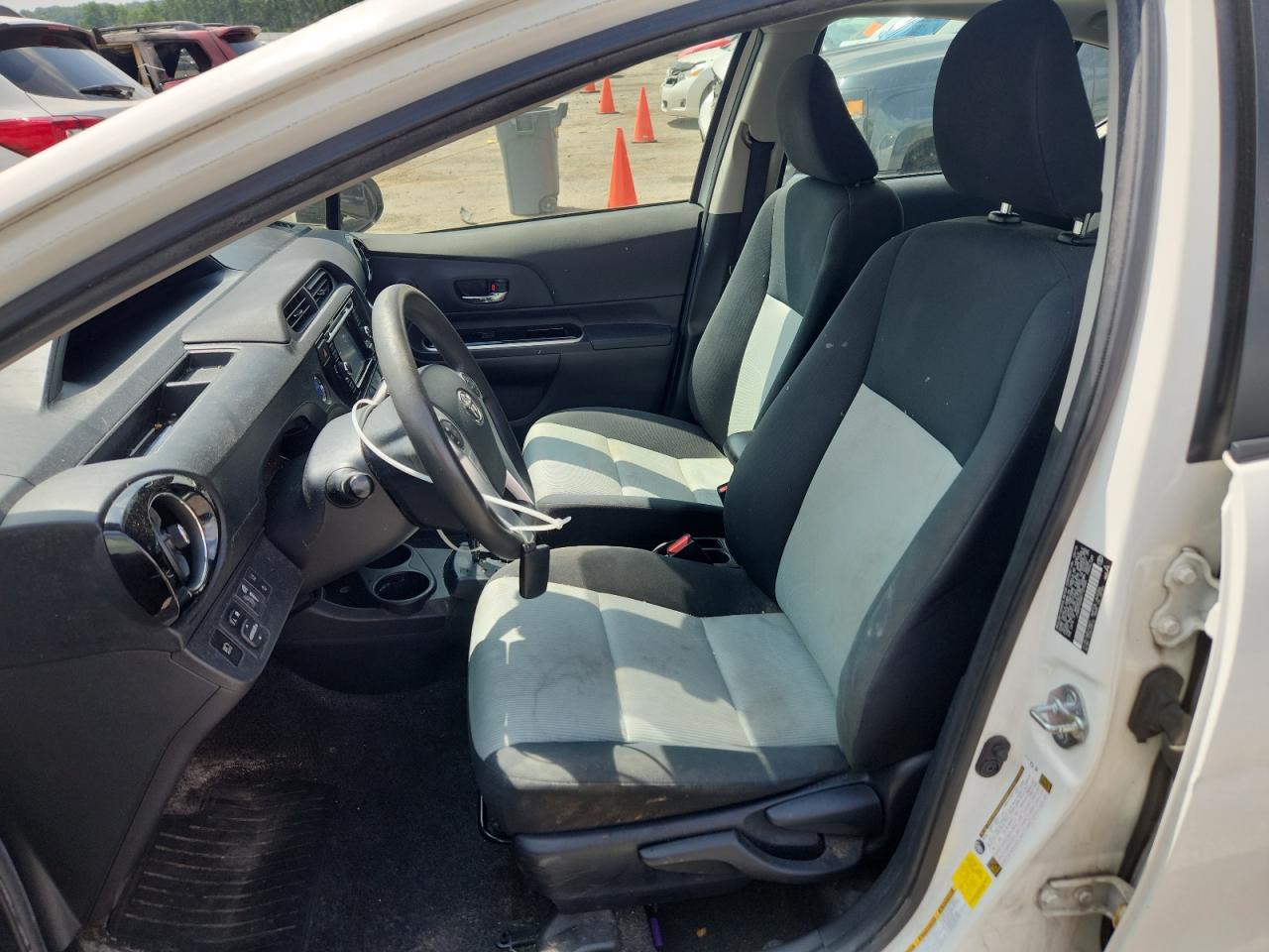 2016 Toyota Prius C VIN: JTDKDTB34G1127005 Lot: 64934495