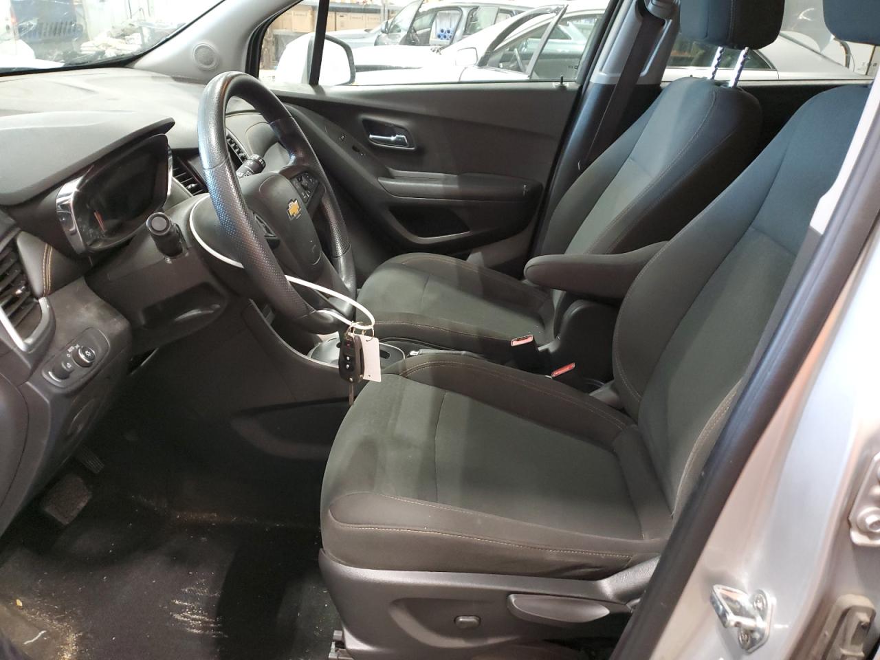 2021 Chevrolet Trax Ls VIN: KL7CJNSB1MB301194 Lot: 64789975