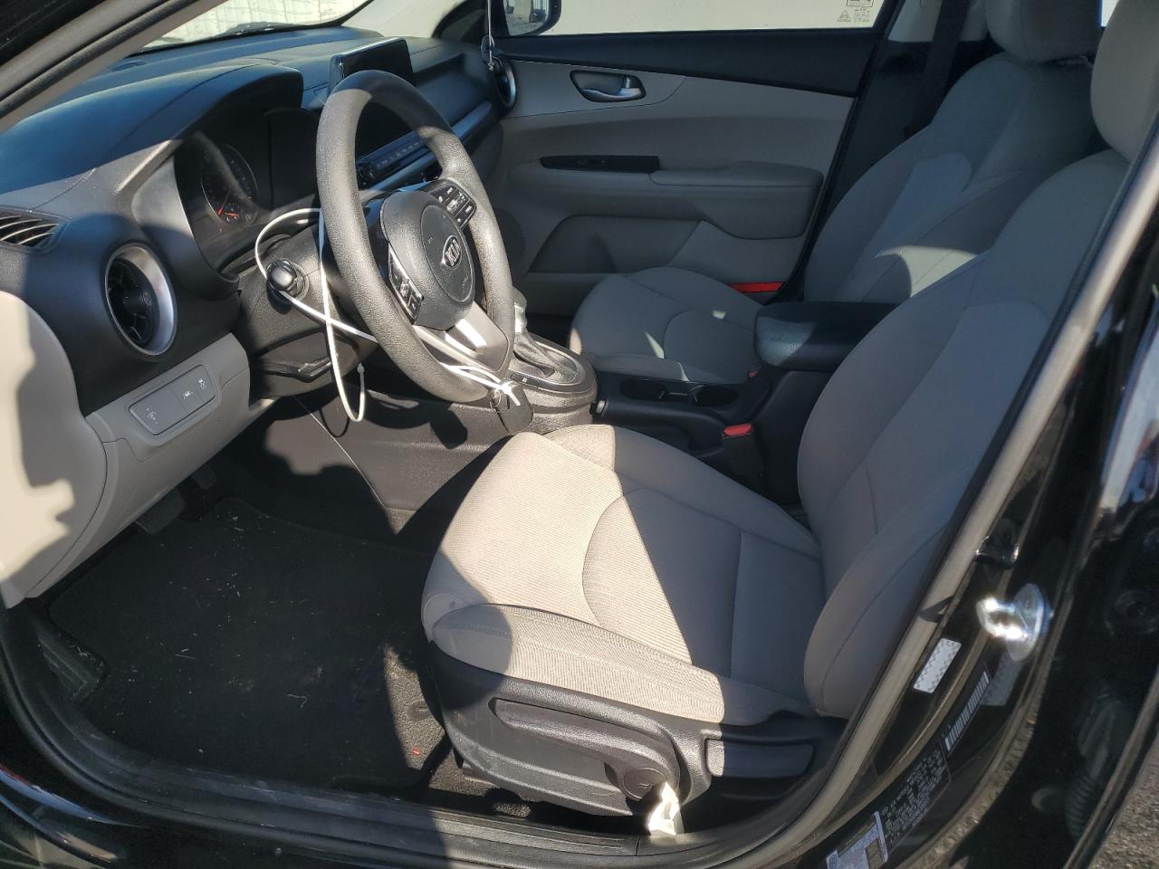 2021 Kia Forte Fe VIN: 3KPF24AD4ME359815 Lot: 64257365