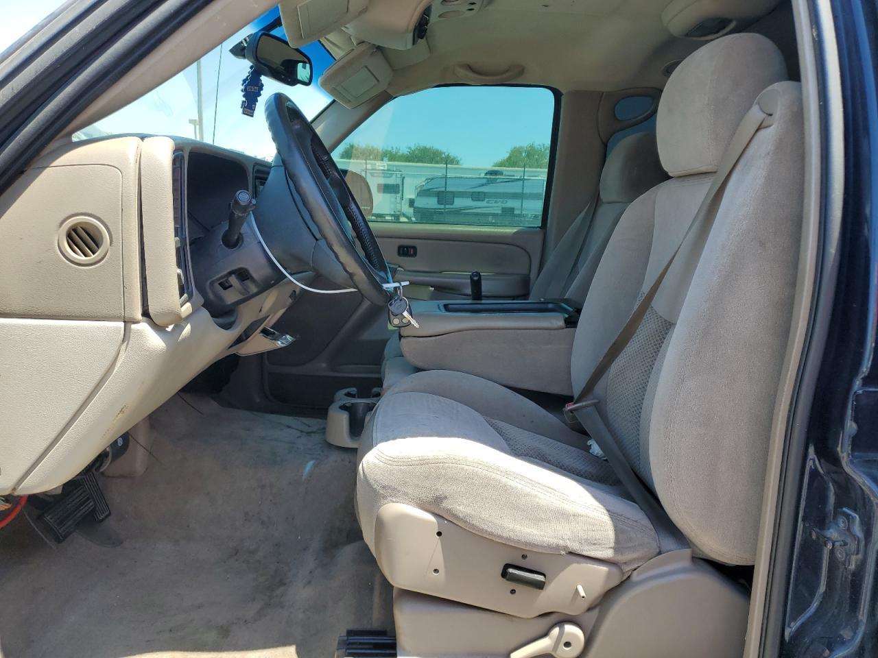 2004 Chevrolet Tahoe C1500 VIN: 1GNEC13V84R125640 Lot: 64963995