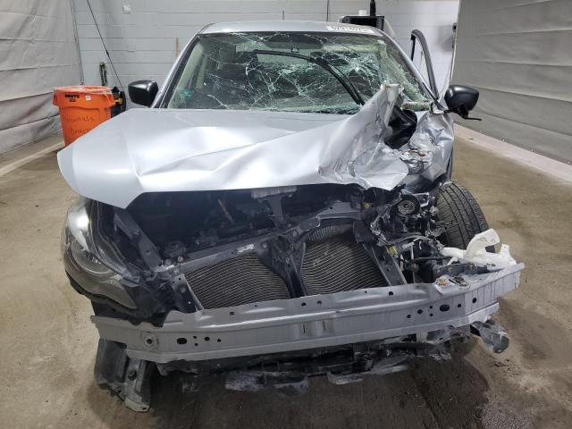  SUBARU IMPREZA 2016 Srebrny