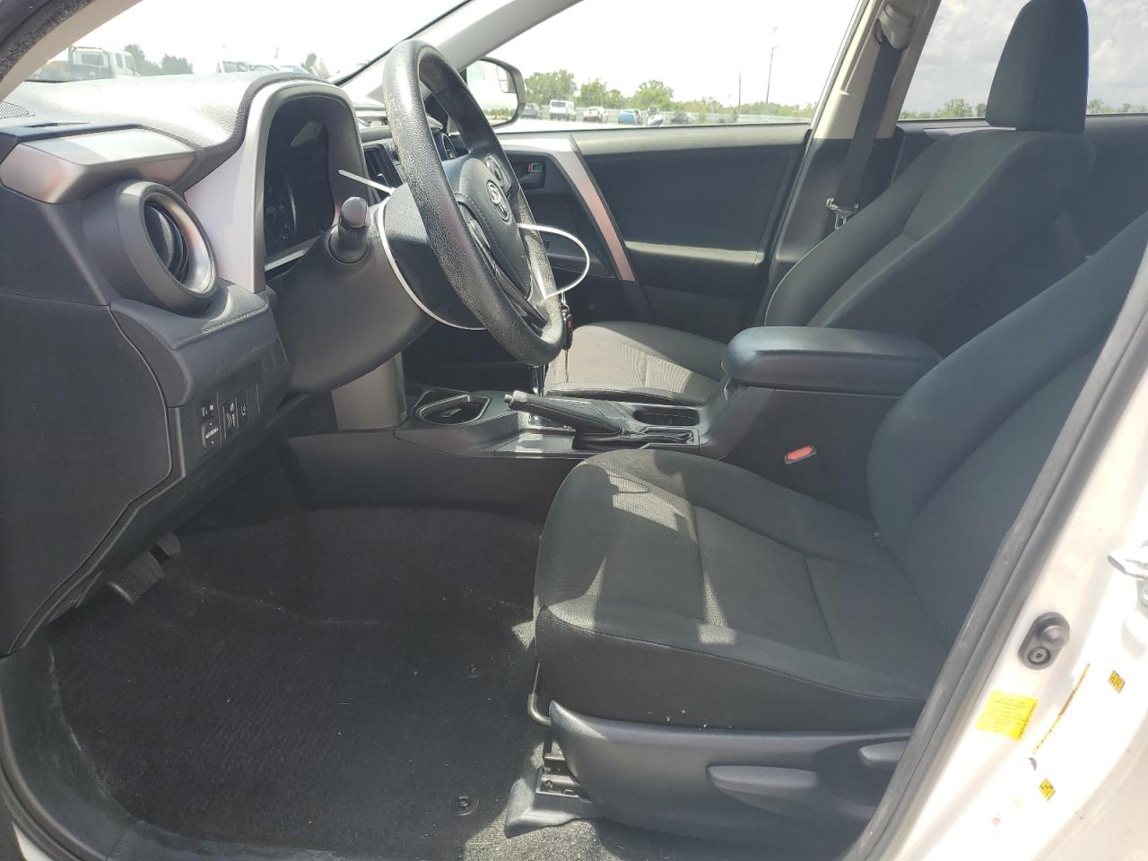 2017 Toyota Rav4 Le VIN: JTMZFREV9HJ702659 Lot: 63702195