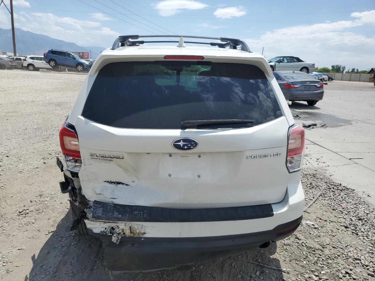 2018 Subaru Forester 2.5I Touring VIN: JF2SJAWC4JH435749 Lot: 63526465