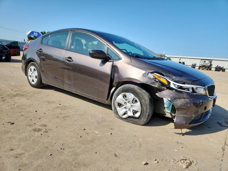  KIA FORTE 2017 Brown