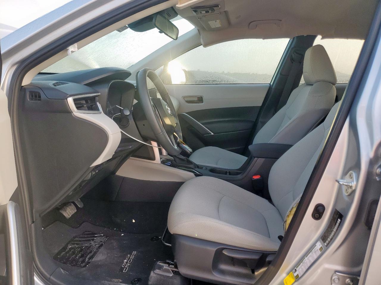 2023 Toyota Corolla Cross Le VIN: 7MUCAAAG7PV071141 Lot: 64567435