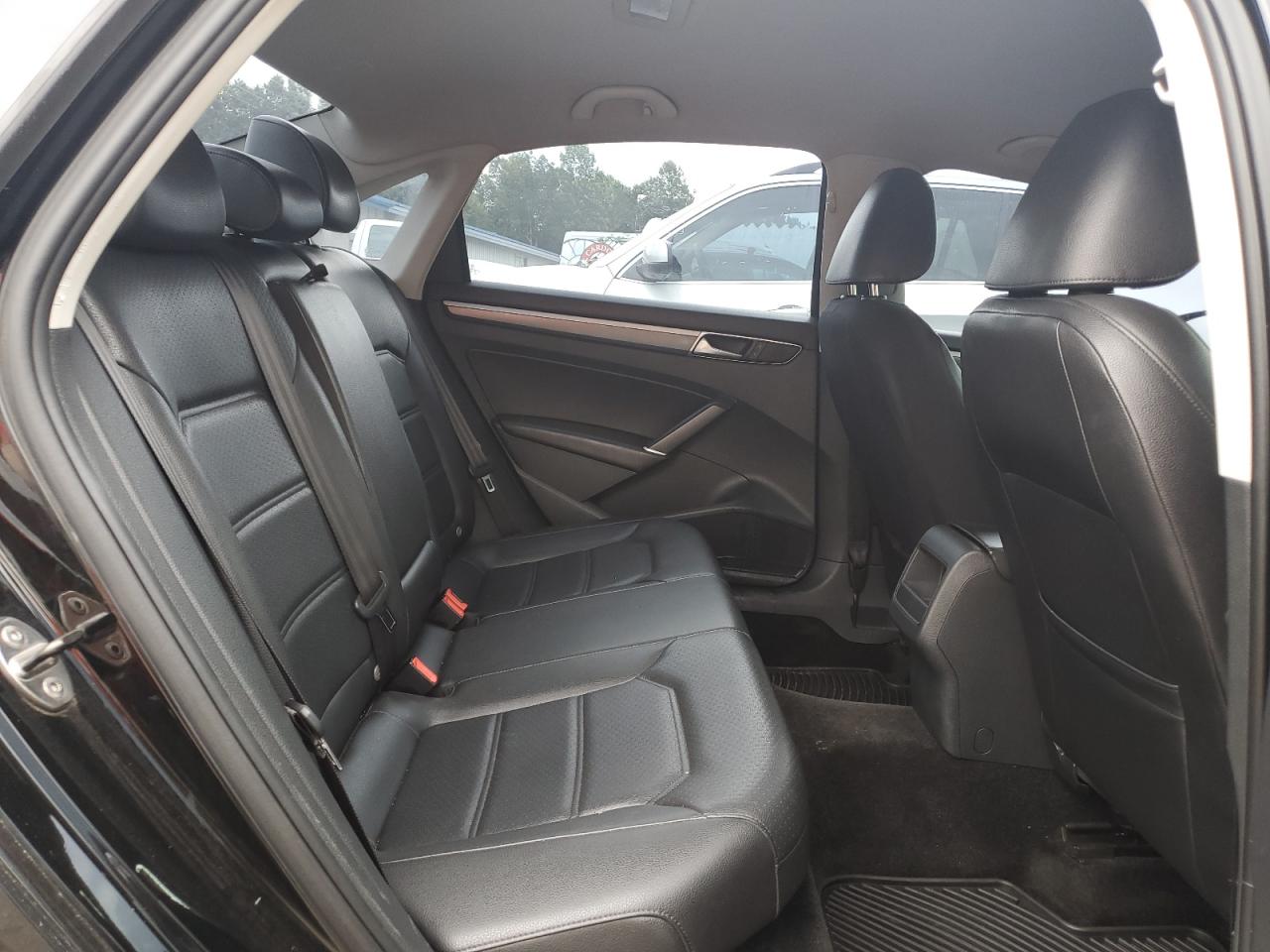 2016 Volkswagen Passat S VIN: 1VWAT7A30GC043224 Lot: 65396075