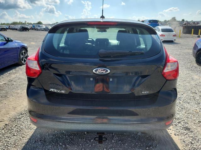Hatchbacks FORD FOCUS 2012 Black