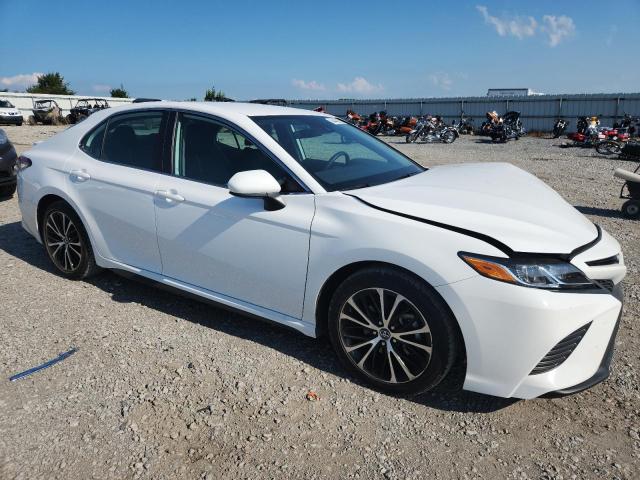  TOYOTA CAMRY 2019 Biały