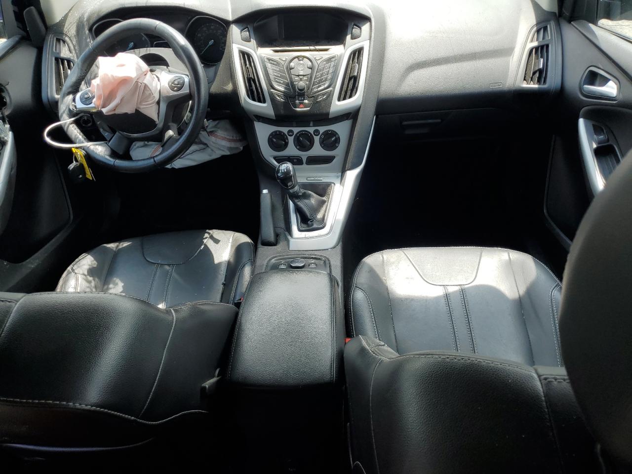 2014 Ford Focus Se VIN: 1FADP3F22EL257342 Lot: 61634055