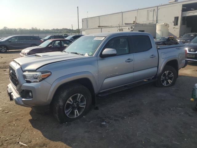 TOYOTA TACOMA 2018 Silver