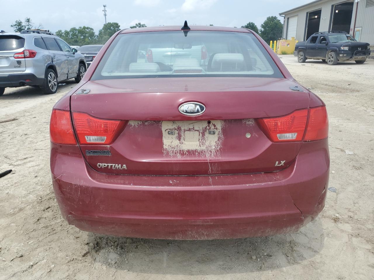 2009 Kia Optima Lx VIN: KNAGE228295319086 Lot: 65215175