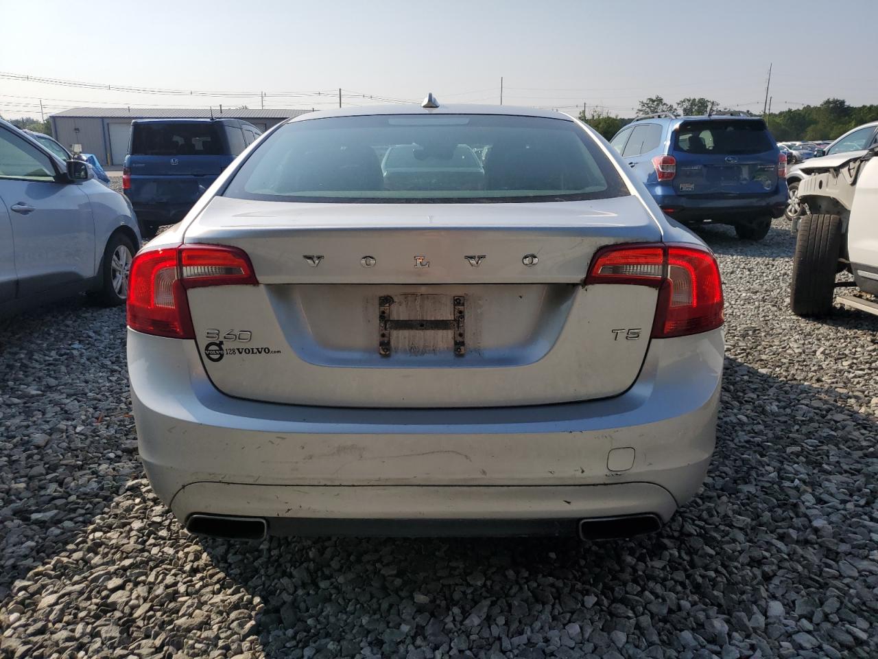 2015 Volvo S60 Premier VIN: YV126MFK7F2333746 Lot: 63005665