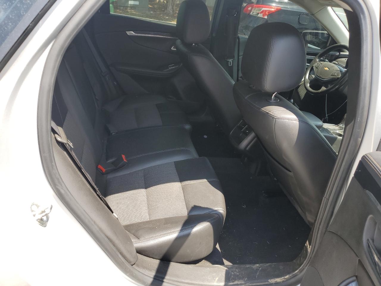 2018 Chevrolet Impala Lt VIN: 1G1105SA2JU107853 Lot: 66297045