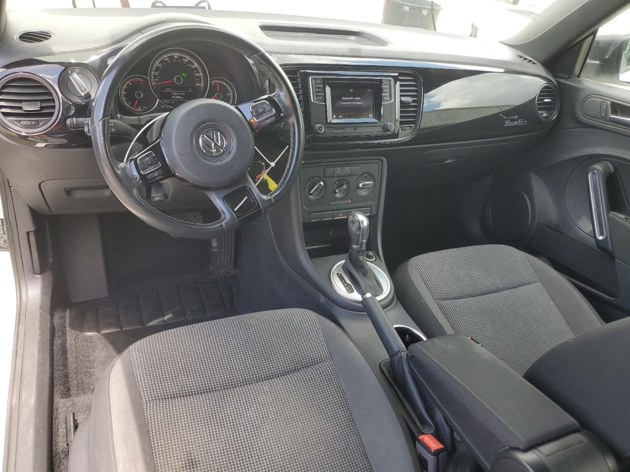 2018 Volkswagen Beetle S VIN: 3VWFD7ATXJM721289 Lot: 64570615
