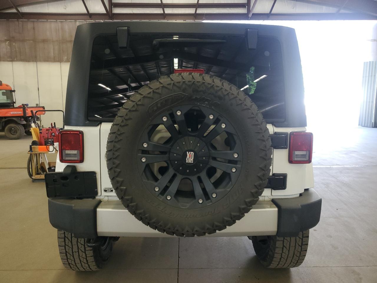 1c4hjweg7fl684092 1C4HJWEG7FL684092 2015 Jeep Wrangler Unlimited Sahara