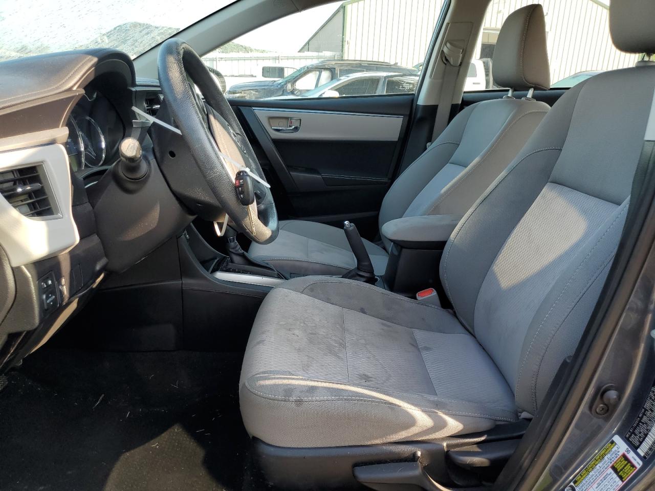 2015 Toyota Corolla L VIN: 2T1BURHE3FC411618 Lot: 66496945